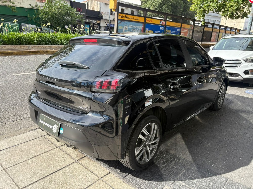 Peugeot 208 Allure — foto 12
